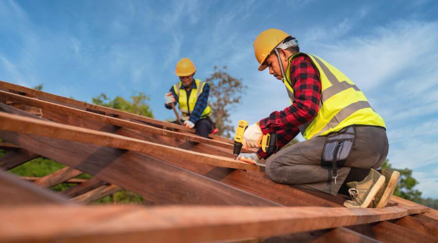 Professional Flat Roofing Installation services in Mason, WI